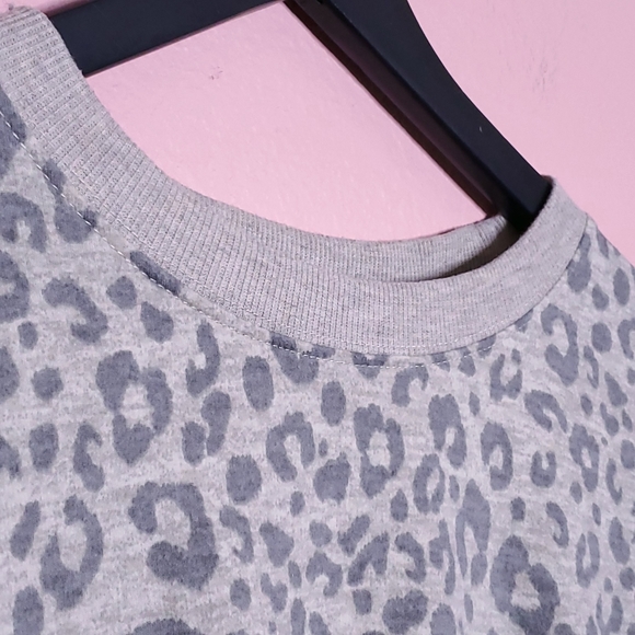 Splendid Leopard Print Long Sleeve Crew Sweater - Picture 7 of 16